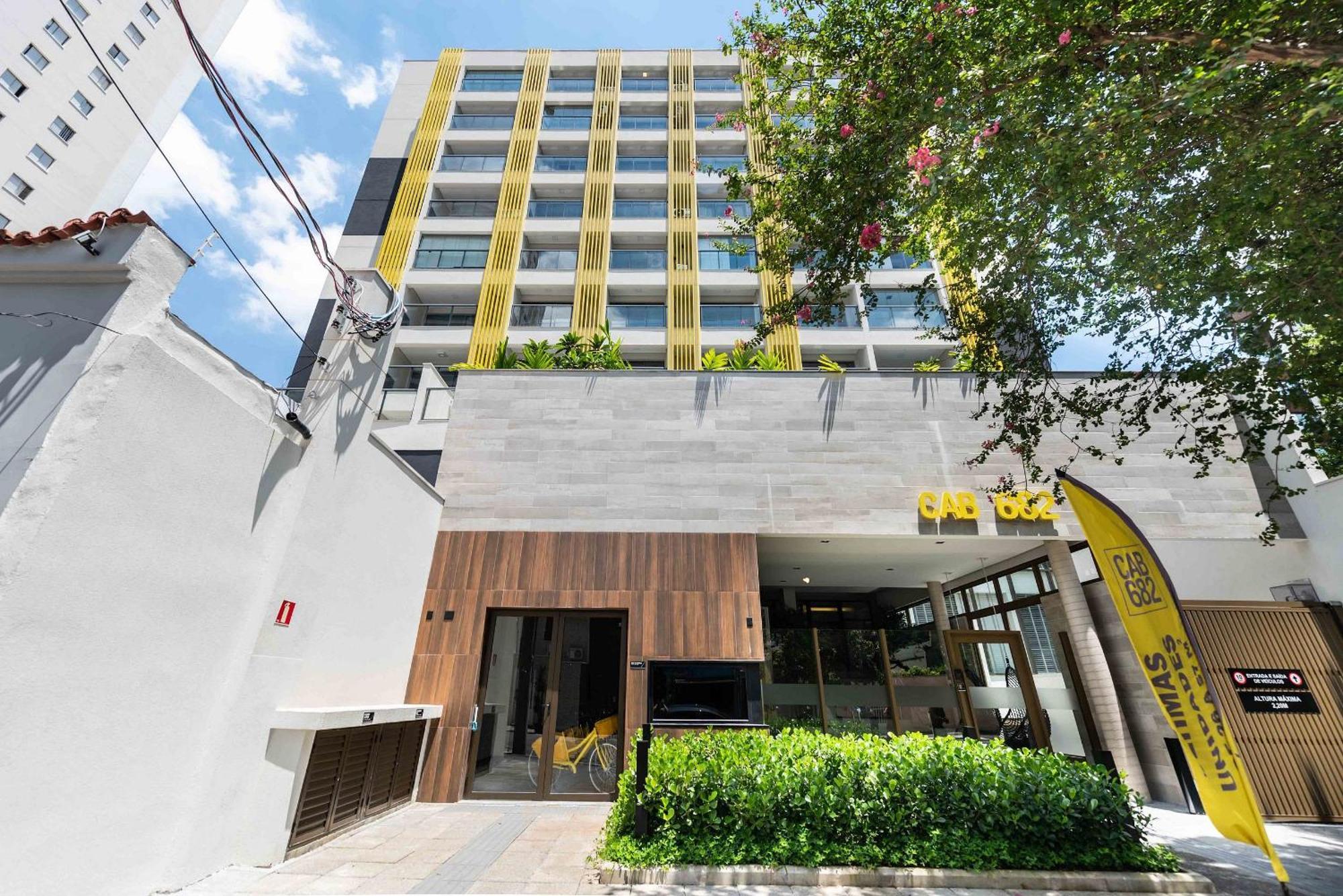 Enb | Completo Proximo Ao Ibirapuera/metro Apartamento